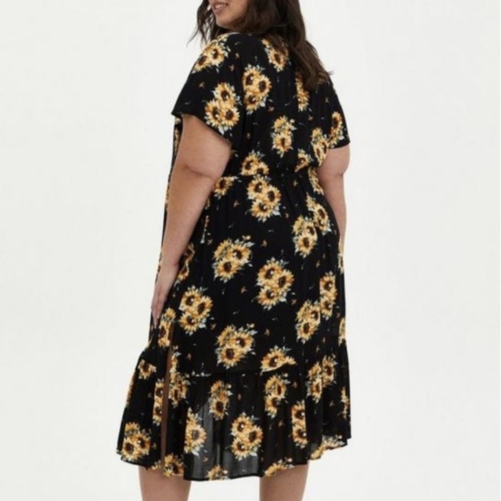 Black and Sunflower kimono - Picture 8 of 9